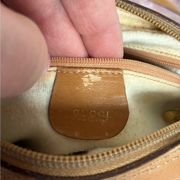 Authentic Gucci Tan and Brown Vintage Crossbody Bag - Rare - Picture 11 of 16
